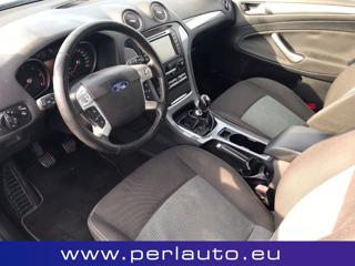 FORD Mondeo usata, con Autoradio