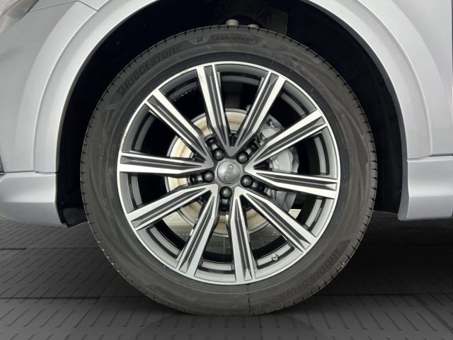 AUDI Q8 usata 15