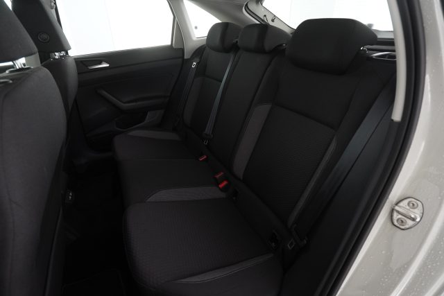 VOLKSWAGEN Taigo usata 3