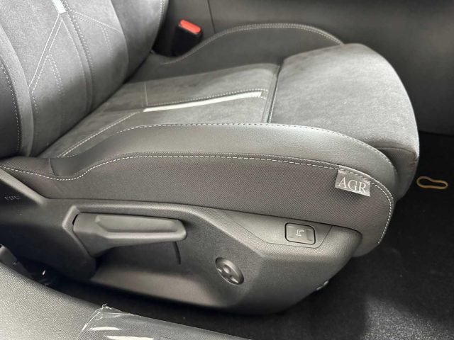 OPEL Astra usata, con Frenata d