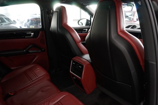 PORSCHE Cayenne usata, con Monitoraggio pressione pneumatici