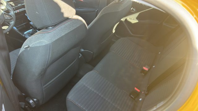 PEUGEOT 208 usata, con Autoradio