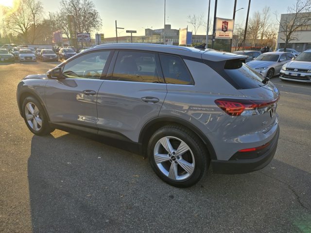 AUDI Q4 e-tron usata, con Airbag laterali