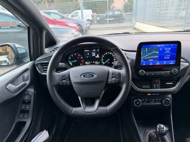 FORD Fiesta usata, con Cruise Control