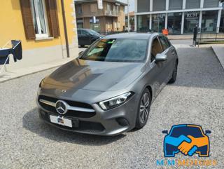 MERCEDES-BENZ A 180 d Automatic sport Extra