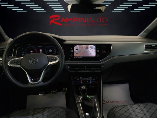 VOLKSWAGEN Taigo usata 14