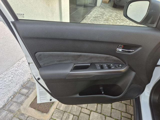 SUZUKI Vitara usata, con Boardcomputer