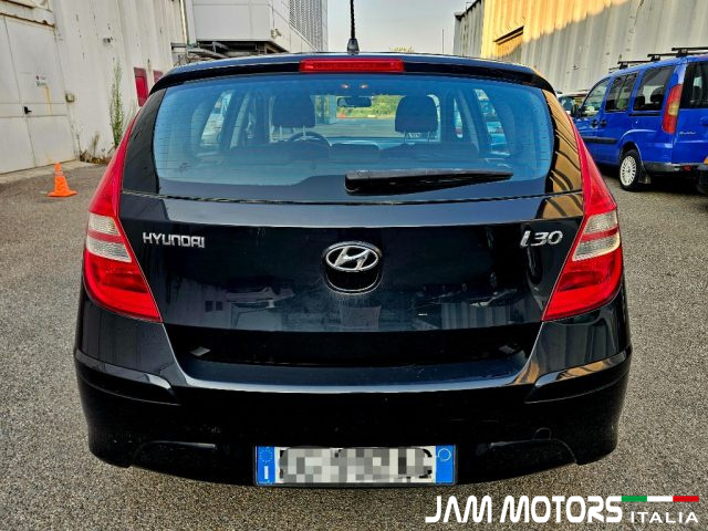 HYUNDAI i30 usata, con Airbag laterali