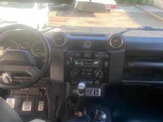 LAND ROVER Defender usata 9