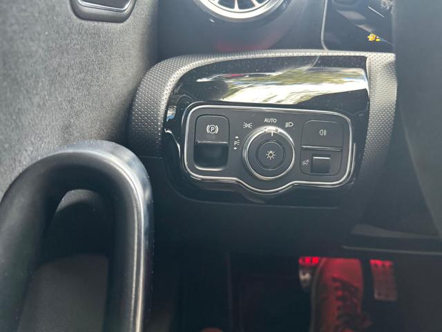 MERCEDES-BENZ A 35 AMG usata 22
