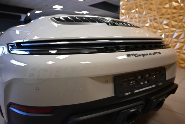 PORSCHE 992 usata 17