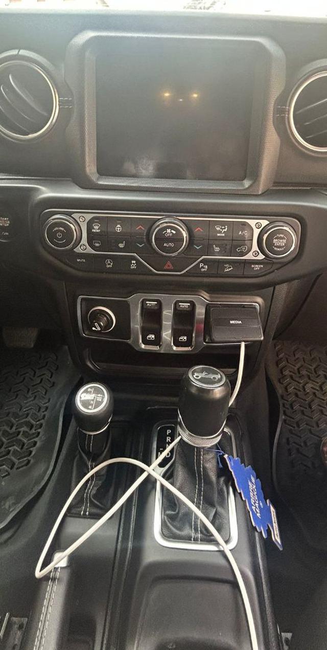 JEEP Wrangler usata, con Park Distance Control