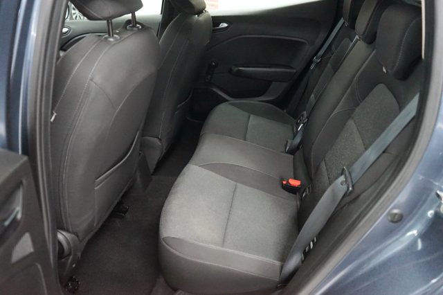 RENAULT Clio usata 27