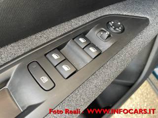 PEUGEOT 3008 usata, con Volante multifunzione