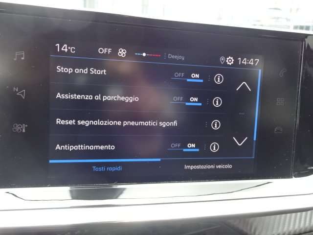 PEUGEOT 2008 usata, con Cruise Control