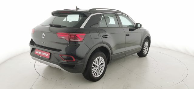 VOLKSWAGEN T-Roc usata, con USB