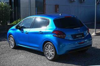 PEUGEOT 208 usata, con Boardcomputer