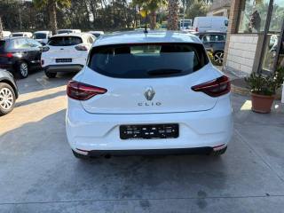 RENAULT Clio usata, con Alzacristalli elettrici