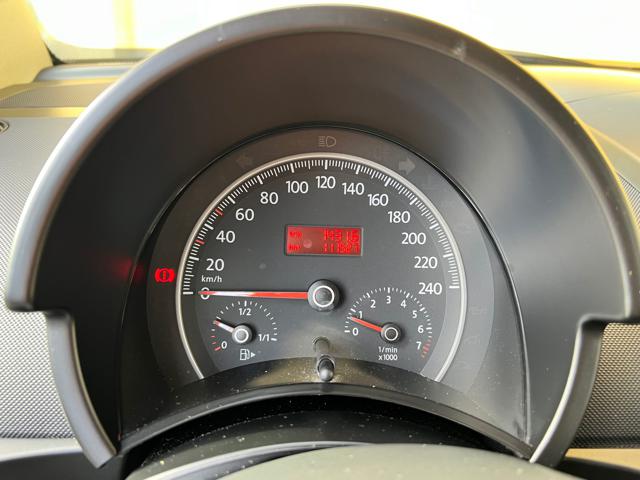 VOLKSWAGEN New Beetle usata, con Autoradio