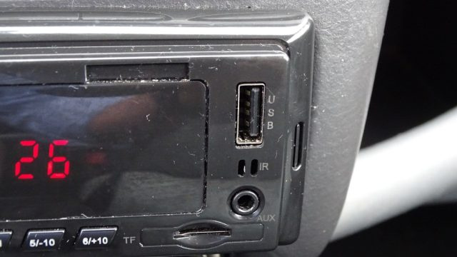 TOYOTA Yaris usata 87
