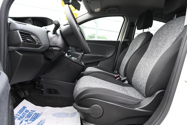 LANCIA Ypsilon usata, con Sedile posteriore sdoppiato