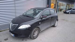 LANCIA Ypsilon 1.2 69 CV 5 porte GPL Platinum OK NEOPATENTATO