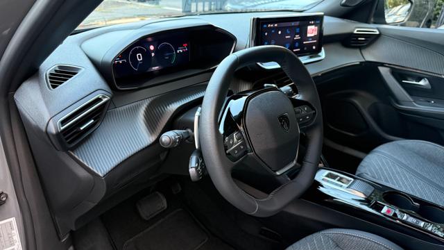 PEUGEOT 2008 usata, con Vetri oscurati