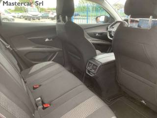 PEUGEOT 3008 usata, con Fendinebbia