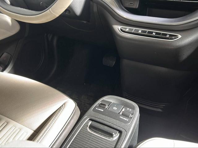 FIAT 500e usata, con USB