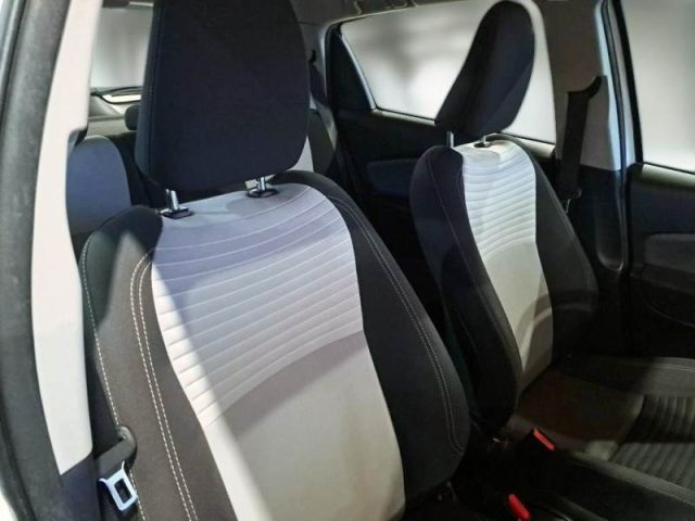 TOYOTA Yaris usata, con Controllo elettronico della corsia