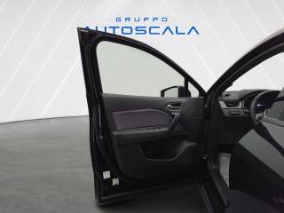 RENAULT Captur usata, con Controllo automatico clima