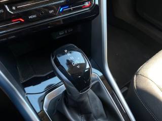 VOLKSWAGEN T-Roc usata, con Volante in pelle