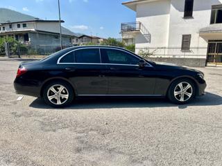 MERCEDES-BENZ E 200 usata, con Cerchi in lega