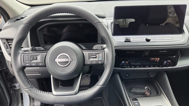 NISSAN Qashqai usata, con Volante in pelle