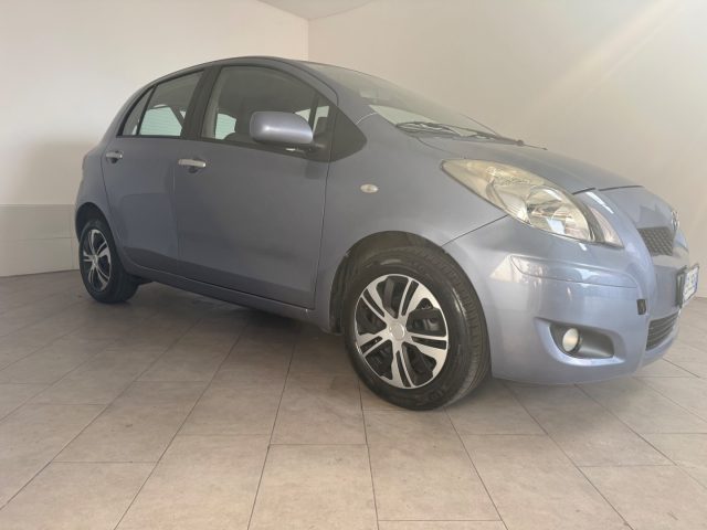 TOYOTA Yaris usata 1