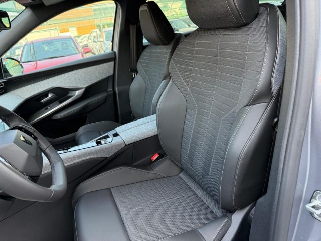 PEUGEOT 5008 usata 25