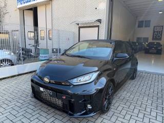 TOYOTA Yaris usata, con Airbag