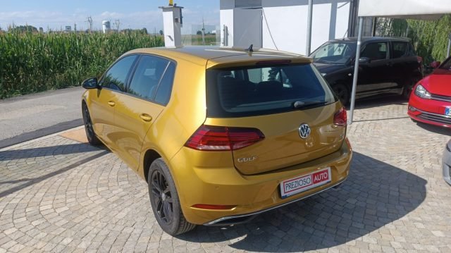 VOLKSWAGEN Golf usata, con Autoradio