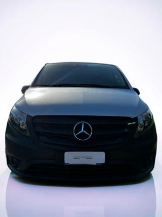 MERCEDES-BENZ Vito usata, con Airbag