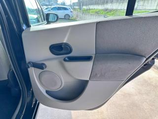 RENAULT Modus usata 28