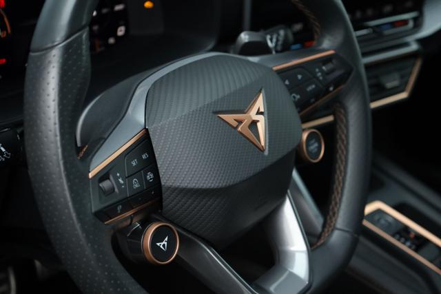 SEAT Leon usata, con Autoradio