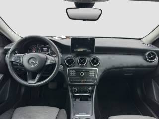 MERCEDES-BENZ CLA usata 9