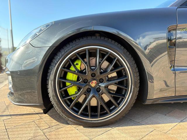 PORSCHE Panamera usata, con Autoradio
