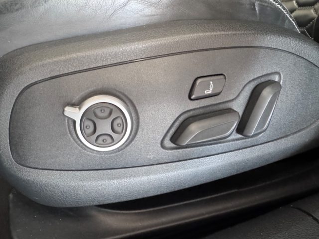 AUDI RS usata, con Autoradio