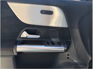 MERCEDES-BENZ GLA 200 usata, con Fendinebbia