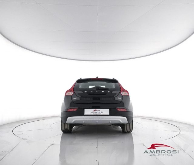 VOLVO V40 Cross Country usata 5