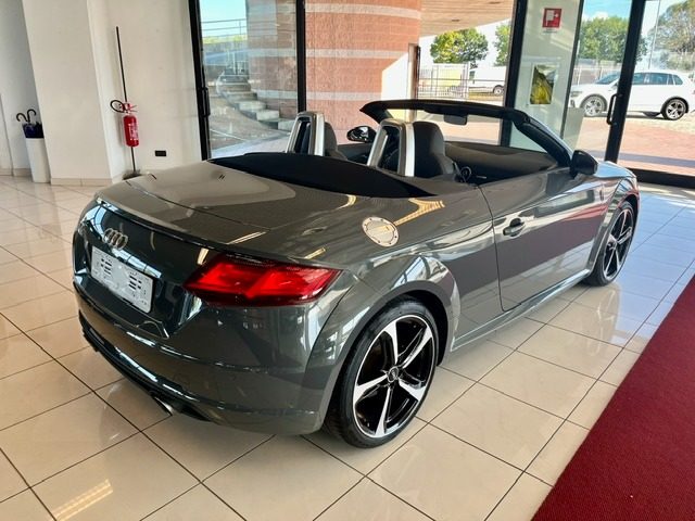 AUDI TT usata, con Alzacristalli elettrici