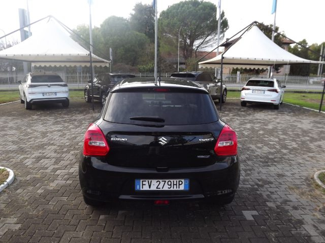 SUZUKI Swift usata, con Autoradio