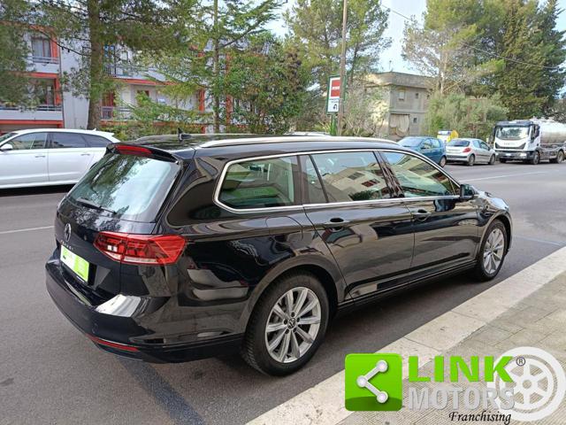 VOLKSWAGEN Passat Variant usata, con Volante multifunzione