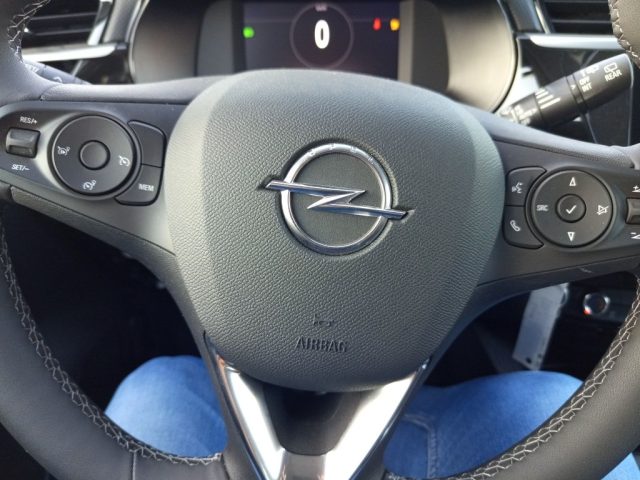 OPEL Corsa usata, con Airbag testa